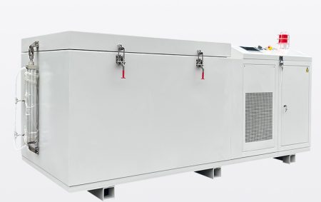 【產品介紹】立式工業冷凍箱-工業低溫裝配冷處理冰箱